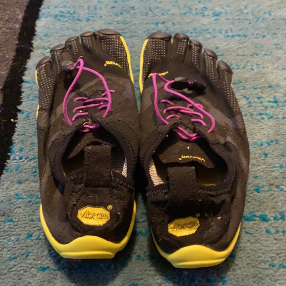 Vibram running FiveFinger - Picture 2 of 7
